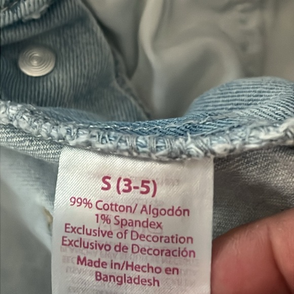 No Boundaries Distressed Denim Shorts Overalls - Picture 3 of 3